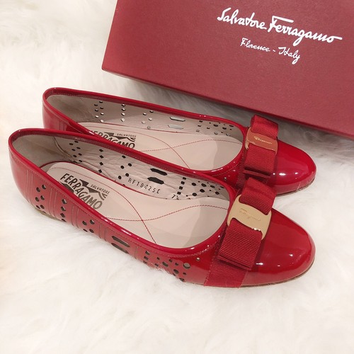 Salvatore Ferragamo Delizia Vara Bow Flats Red Patent Leather 7.5 B - Picture 2 of 7