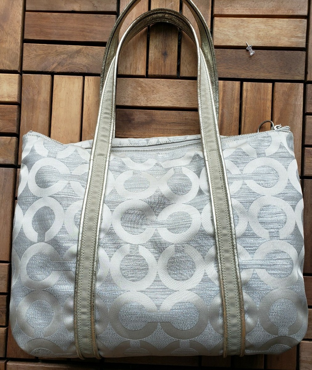 Coach Poppy Signature White/Silver Shoulder Bag Purse 14439