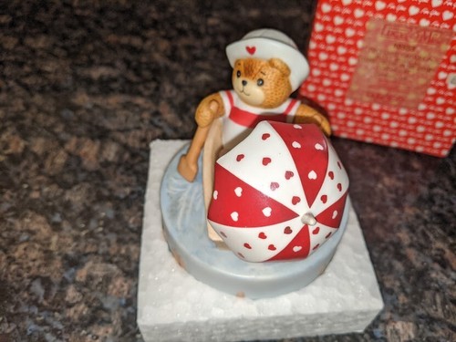 Enesco Musical Lucy & Me Bears Figurine Vintage 1984 Row Row Row Your Boat-New - Picture 4 of 6
