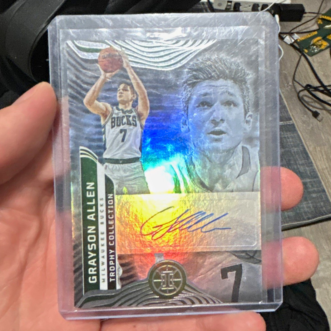 2021-22 Panini Illusions Trophy Collection Signatures Grayson Allen Auto #TC-GAM