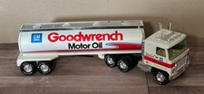Vintage 1980s Nylint Goodwrench Big Earl Motor Oil Semi Truck Tanker Transport
