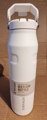 Stanley Flip Straw 2.0 Sport Trinkflasche mit Strohhalm 1,06L Frost White