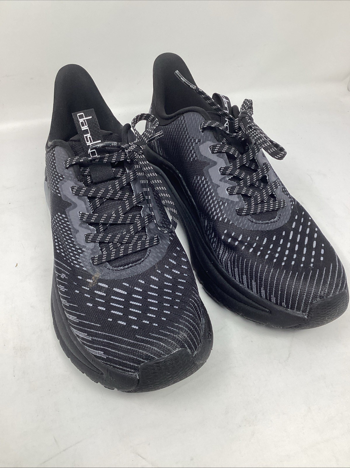 042 Dansko Women's Peony Mesh Sneaker Black size 38 EU US 7.