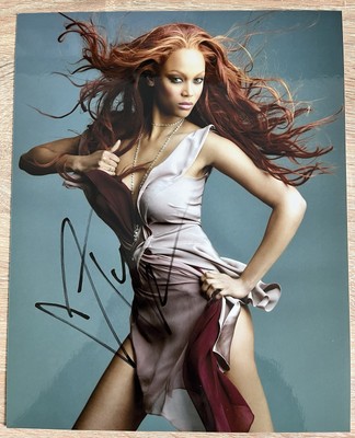 Tyra Banks Original Autogramm Signiertes Großfoto A4