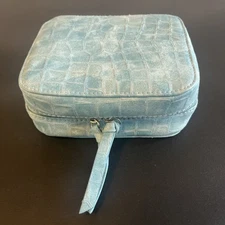 Trish McEvoy The Power Of Makeup Small Makeup Planner Blue Textured Travel Case