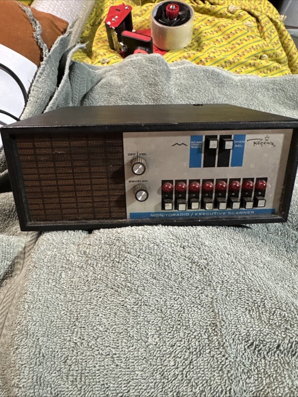 VTG Regency Monitoradio Executive Scanner 8 Channel TESTED Radio Receiver USA