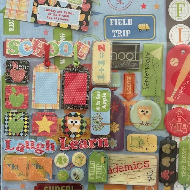 Kit de página de scrapbook DCWV 12”x12” 2009 adesivos de cartolina escolar e muito mais NOVO - Imagem 2 de 4