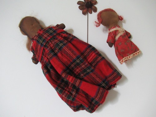Nimble Fingers folk PRIMITIVE raggedy ann 6" & 9" doll artist signed - Picture 4 of 9