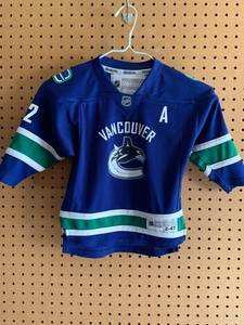 kids canucks jersey