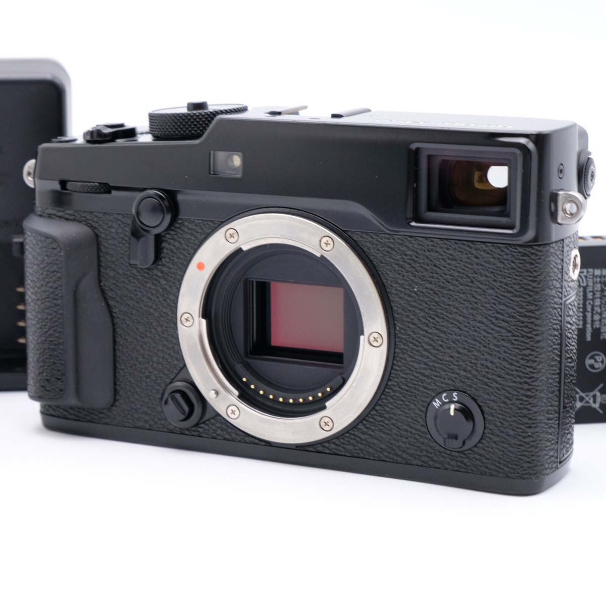 Fujifilm Fuji X-Pro2 Mirrorless Camera Body (NO Camera Lens
