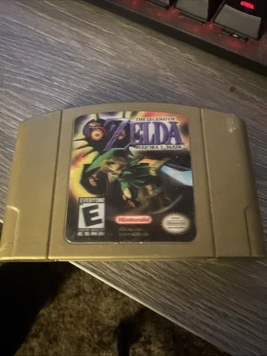Nintendo N64 the Legend of Zelda: Majora's Mask Gold/Holographic Cartridge Game
