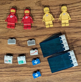 LEGO Space: Space Supply Station (6930), complete, manual, baseplate, no box