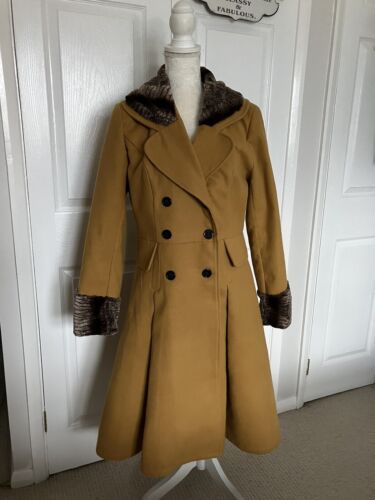 Manteau femme mode style vintage Mia taille XXL avec collier et poignets en fausse fourrure - Photo 1/13
