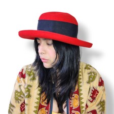 Vintage 70's made in England Just Natural by Viv Knowland 100 wool felt bowler