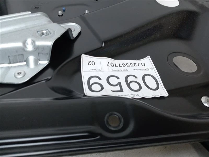 REGULADOR VENTANA PUERTA CONDUCTOR DELANTERO VOLKSWAGEN PASSAT 2006-2010 Foto 4 de 4