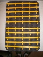 STROMBECKER ORIGINAL EMBOSSED 1/32 SLOT CAR LOT OF (10) YELLOW GUARD RAILS GOOD