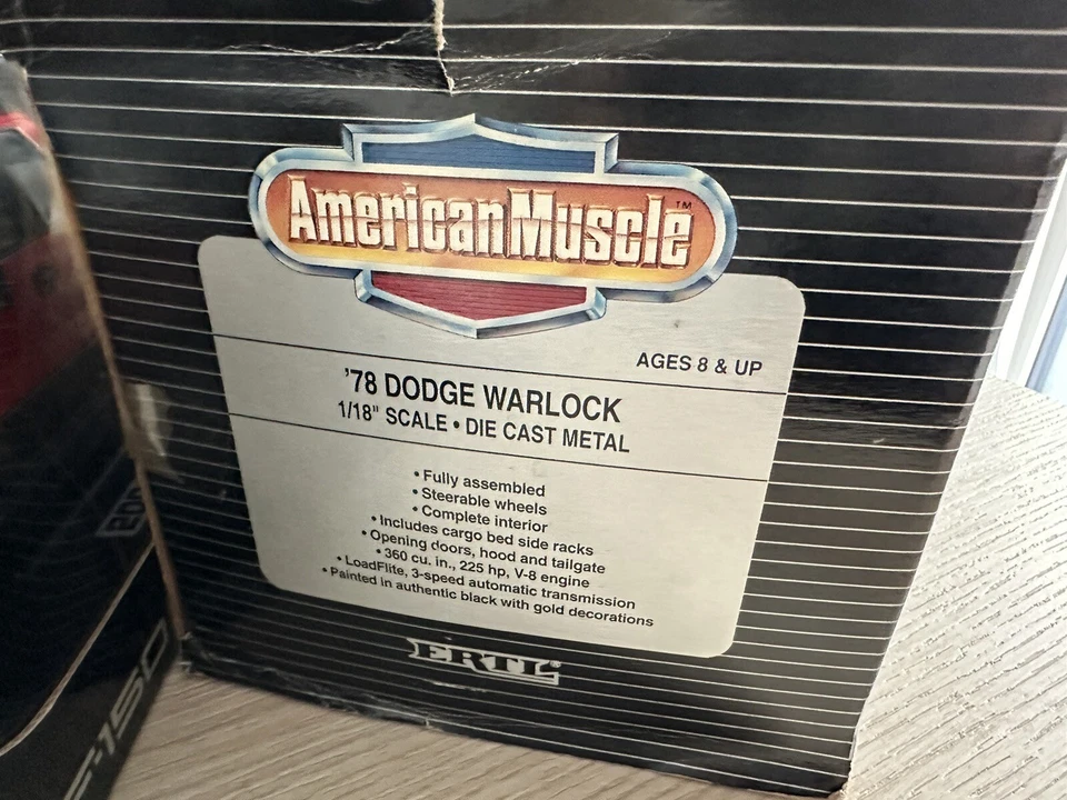 ERTL American Muscle '78 Dodge Warlock Pickup Truck 1:18 NIB - Immagine 2 di 4