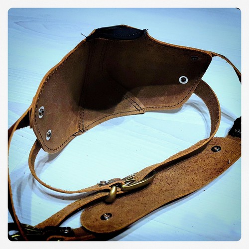 Hand Made Leather Mask - Decoration Mask - Hand Made in Finland - Picture 4 of 4