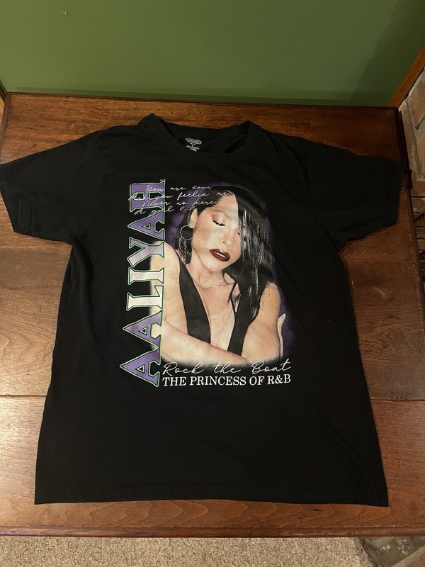 AALIYAH OFFICIAL “PRINCESS OF R&B”  T-SHIRT Large/L Authentic Tee Licensed Real