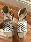 GIRLS WHITE VARNISHED SANDALS by STRIDE RITE sz 1 Adjustable Straps Rubber Sole — photo 2