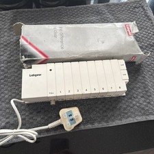 Labgear TV Aerial Signal Booster 8 Way Freeview, Mains lead, in vgc.