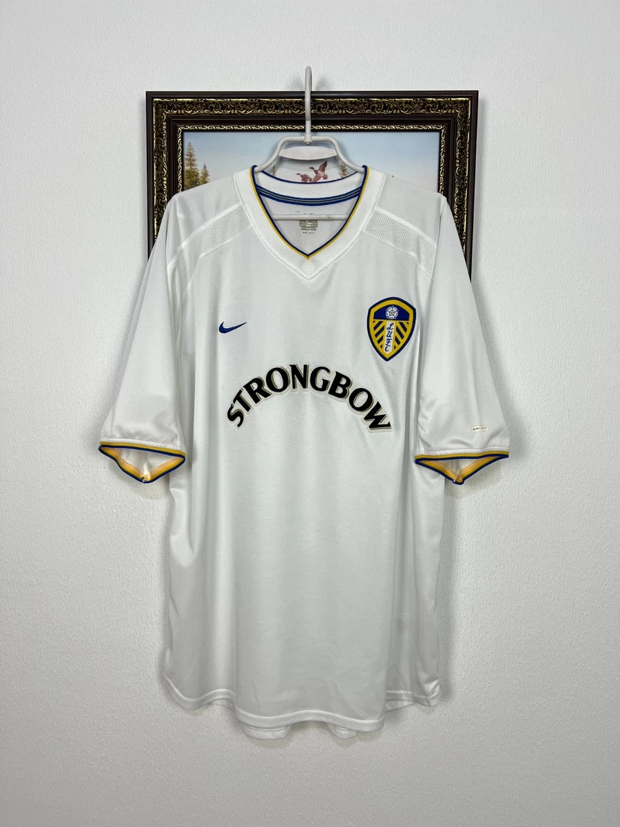 Nike Leeds United International Club Soccer Fan Apparel and