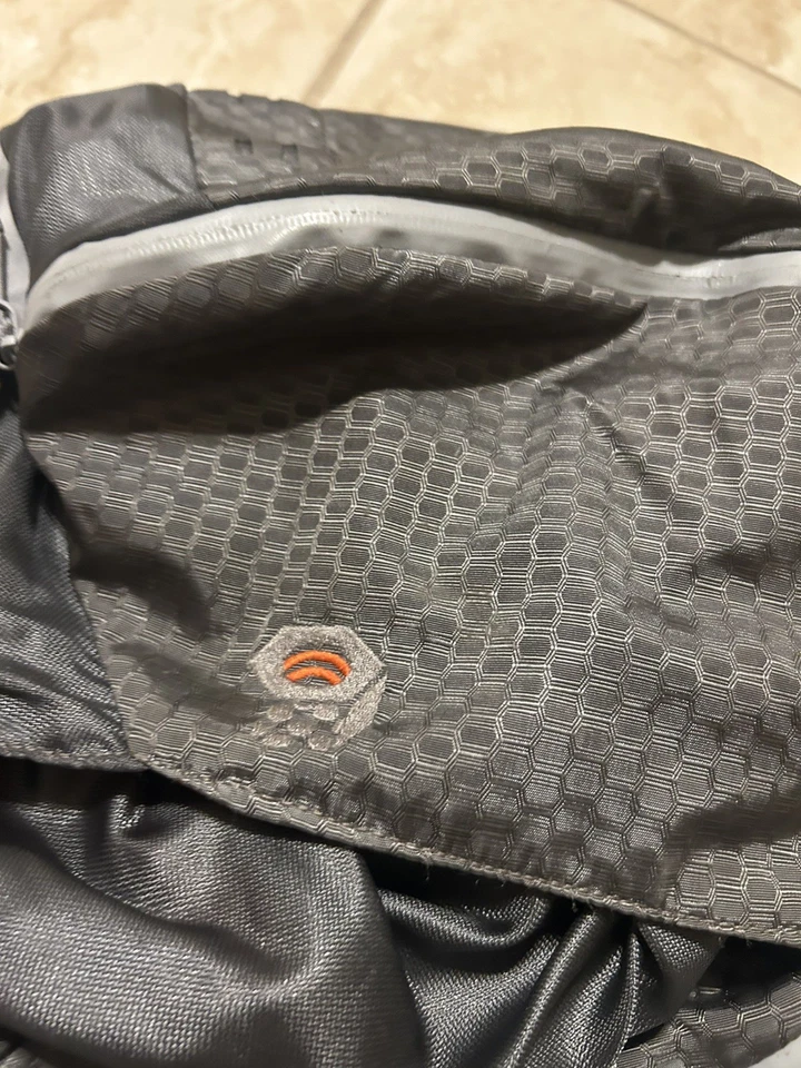 Mountain Hardware Shaka 70 Pack Hiking Large Gray Orange - Image 4 of 4