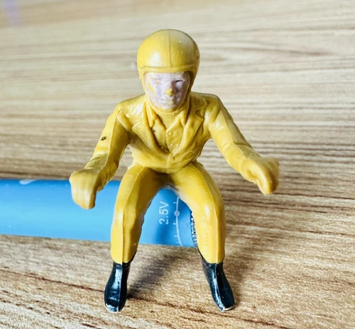 Hot Wheels Rrrumblers 1971 Mustard Yellow Motorcycle Rider