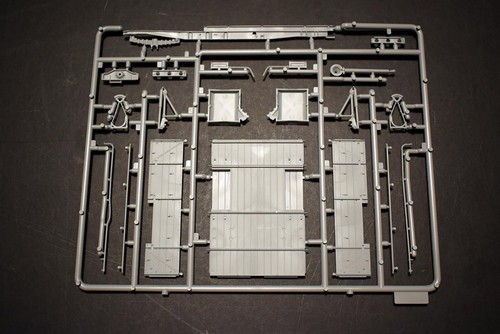 WWII British Trucks (3 kits in box) ICM DS3511 Plastic model kit Scale 1:35 - Picture 17 of 24