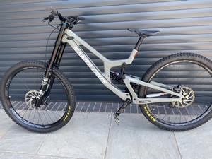 v10 29