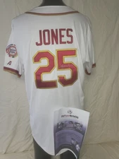 ANDRUW JONES LATINO BEISBOL SALON CEREMONY HALL OF FAME USED AUTOGRAPH JERSEY /1