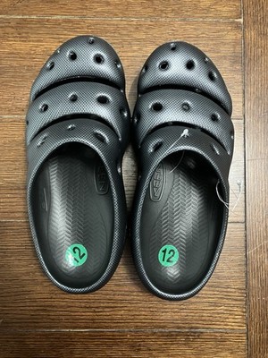 Keen Men’s 11 Yogui Arts Graphite Black Slide Sandals s-l400.jpg main image 4