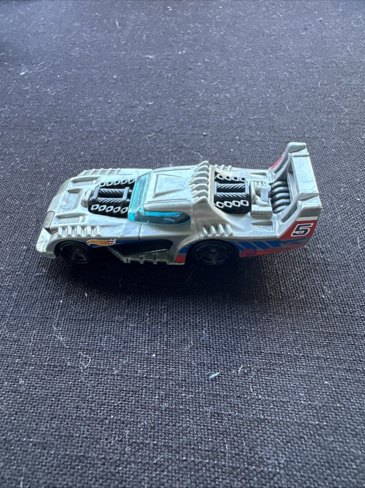 Picture 2 of 5