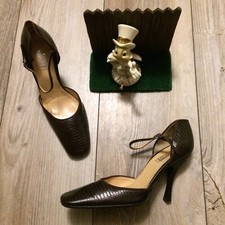 Gianni Versace Strap Brown Round Toe Leather Heels Minimal Wear 6.5 /36.5 NICE