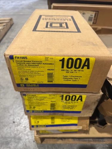 SQUARE D FA100S 100 AMP 600V BREAKER DISCONNECT SWITCH ENCLOSURE