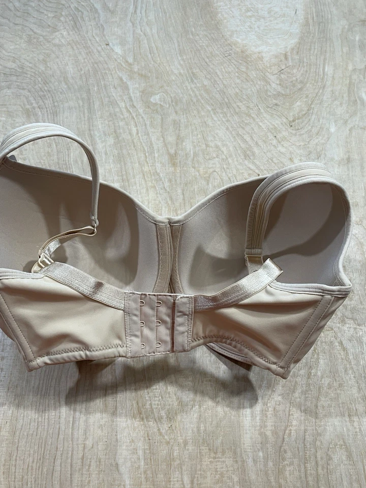 Sutiã Essential Bodywear Style 6111 Underwire Bege Camiseta Tamanho 32H Novo com etiquetas - Imagem 4 de 4