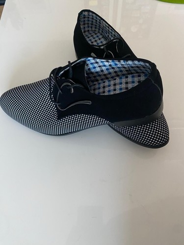 Extravaganter Herrenschuh für alle festlichen Anlässe Neu Größe 44 - Bild 4 von 5