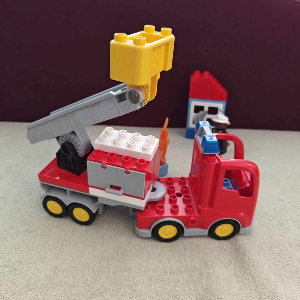 Lego Duplo 10592 - Le Camion d'Intervention des Pompiers - Complet - incendie - Photo 4/4