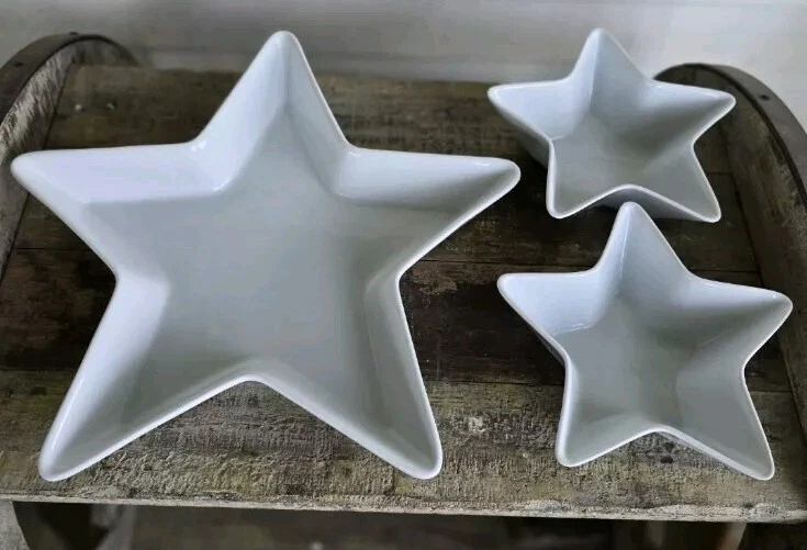 NEW St. Nicholas Lg 15" Porcelain STAR Baking / Serving 3 Set TIS THE SEASON ⭐️ - Image 3 of 4