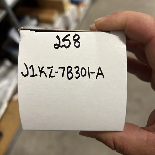 Genuine OEM Ford Escape Filter Assembly 2020-2023 J1KZ7B301A - Picture 4 of 4
