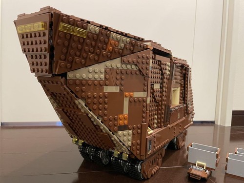 LEGO Star Wars 75059 Sandcrawler UCS Set with Minifigures Ultimate Collector's - Picture 3 of 14
