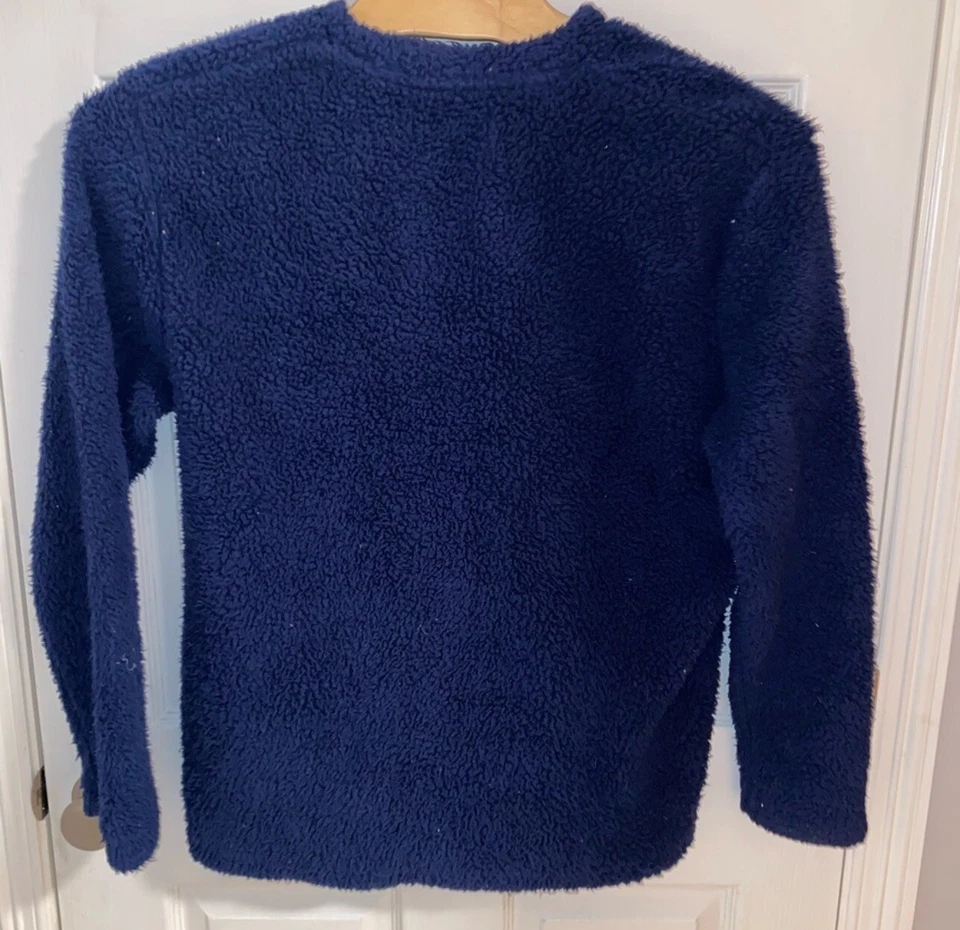 Suéter azul Penguin para mujer talla grande Foto 3 de 4