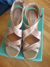 Image of New And Boxed Clarks Size 7D Scotch Bonnet Stone Leather Wedge Sandals Shoes