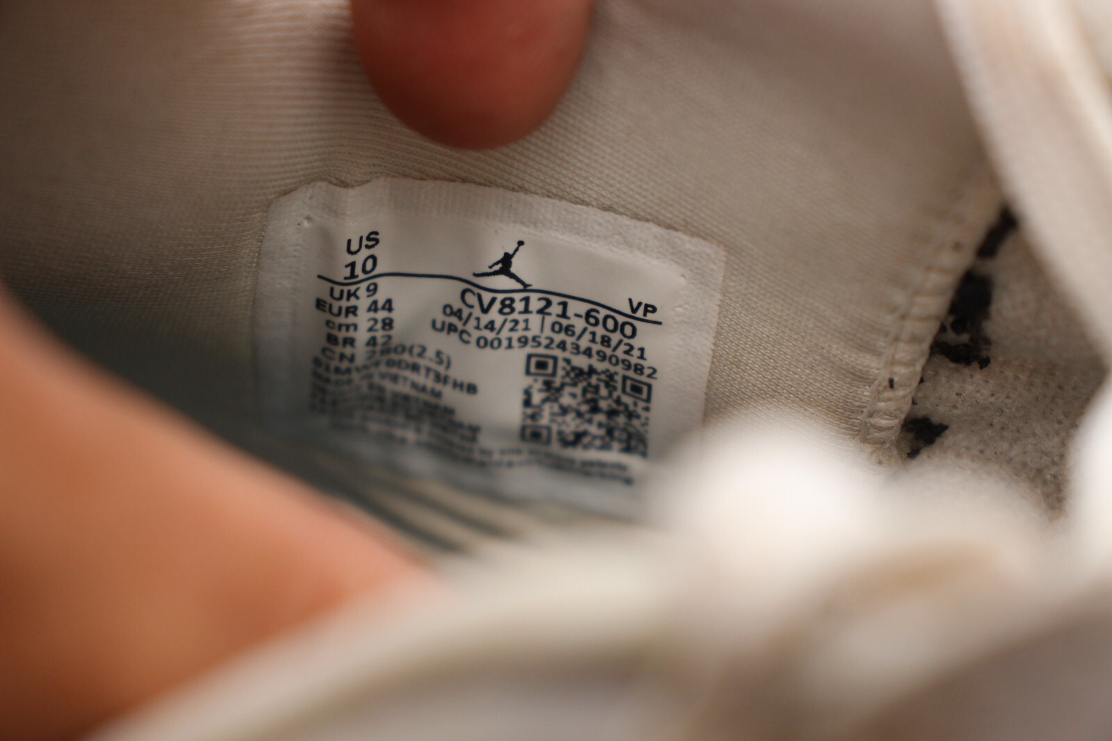 Nike Jordan Delta 2 Men's 10 Chile Red White Grey Blue Fog Sneaker CV8121-600 thumbnail 3