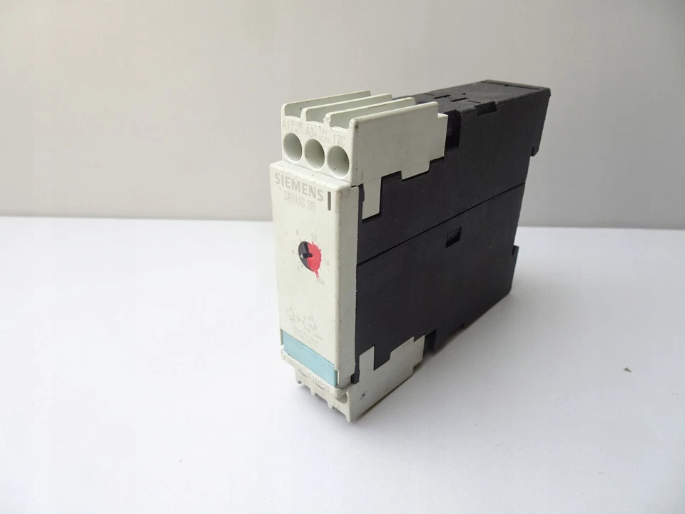Siemens 3RP1574-2NP30 Sirius Relay - Image 2 of 4
