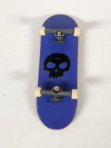 Tech Deck Fingerboard Zero Blue Board Black Skull - Picture 1 of 8