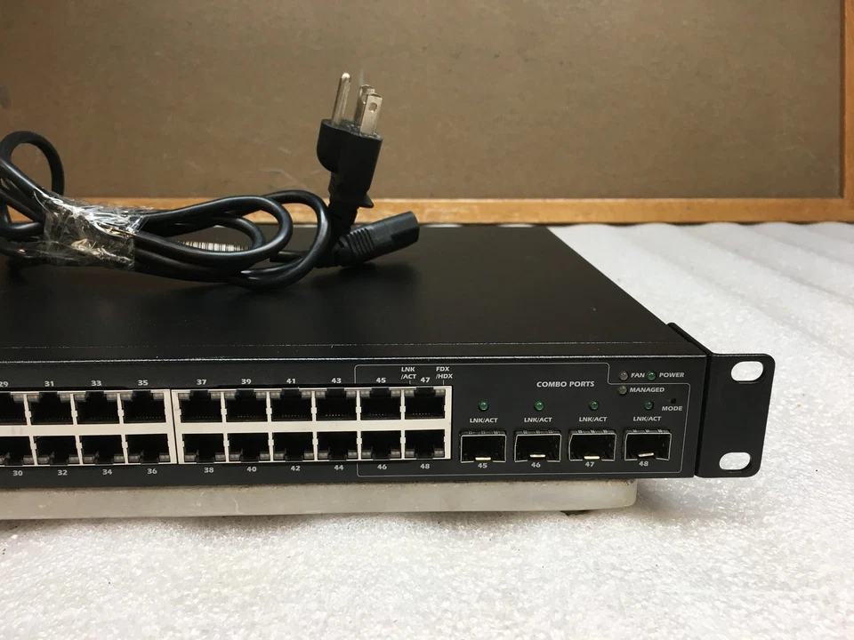 Dell PowerConnect 2748 48-Port Gigabit Ethernet Switch - Image 3 of 4