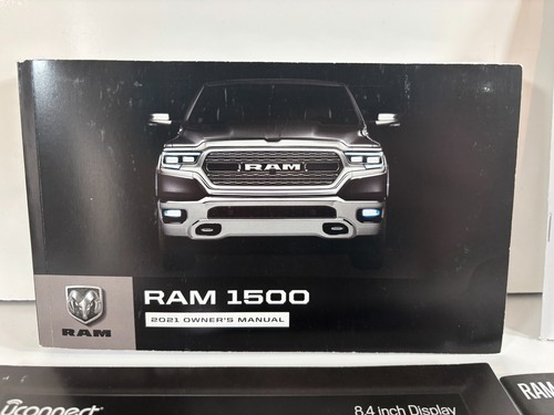2021 Ram 1500 Owners Manual Free Shipping OEM - Picture 2 of 7