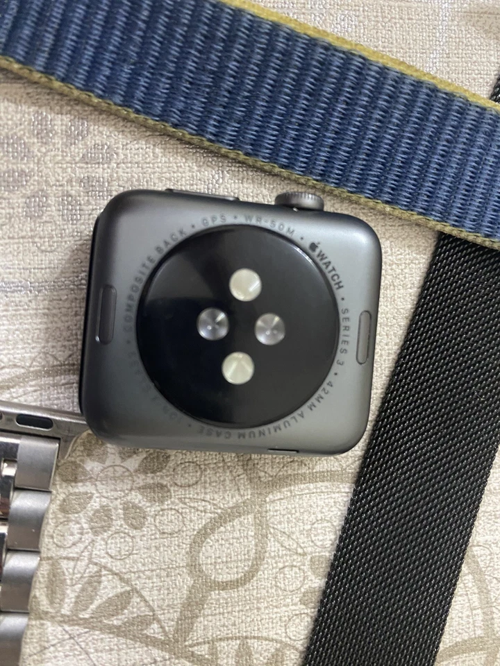 Apple Watch Series 3, foto 1 di 4