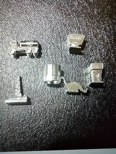 Sinclair Dino Oply Game it's a Monopoly Type Game - Picture 2 of 13